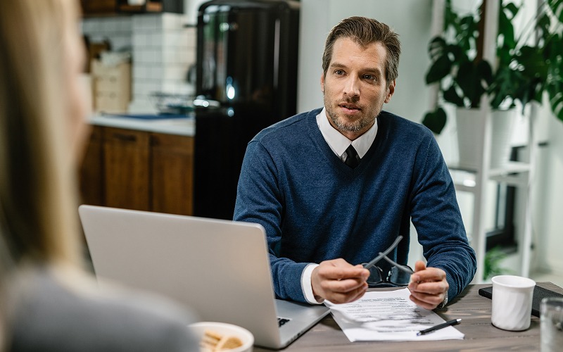 What Should You Check Before Choosing a Money Lender in Singapore?